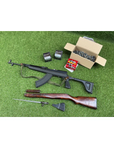 VENDUE - Lot Izhevsk SKS Simonov 7,62x39mm + Crosse pliante + Baïonnette + 350 cartouches + Jeux d'outils LEE