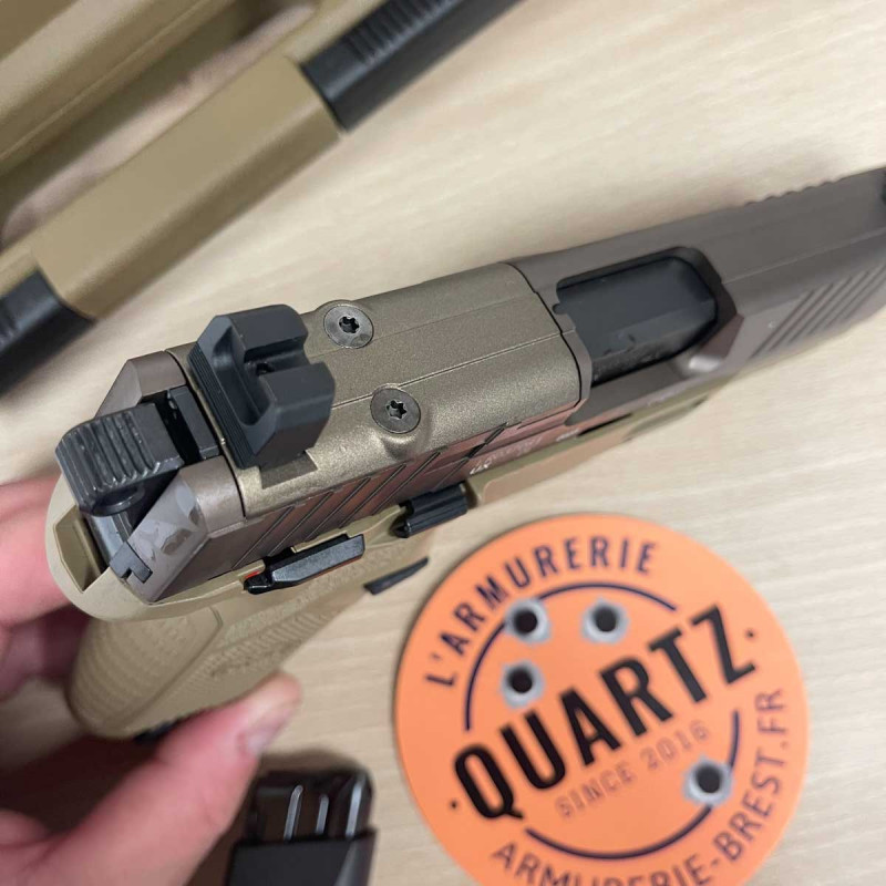 OCCASION VENDUE - Pistolet FN 502 Tactical cal. 22LR FDE fileté 1/2-28TPI
