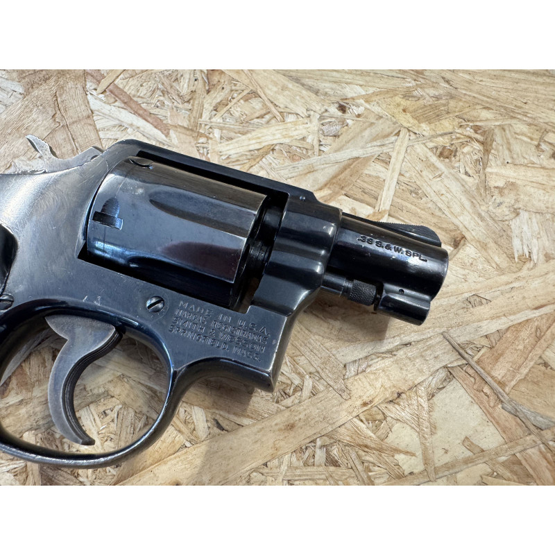 OCCASION VENDUE - Revolver Smith & Wesson Model 10 10-7 Snub Nose Canon 2 pouces Cal. 38 Special