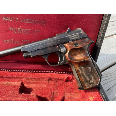 OCCASION VENDUE - Pistolet UNIQUE Mod. 52 Haute Précision Cal. 22LR