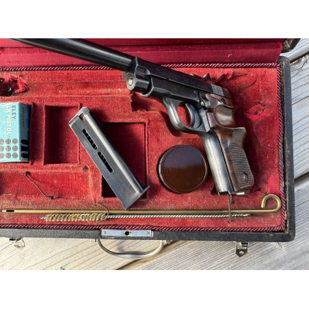 OCCASION VENDUE - Pistolet UNIQUE Mod. 52 Haute Précision Cal. 22LR