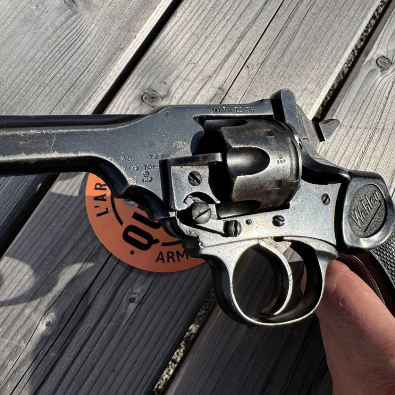 OCCASION - WEBLEY & SCOTT Mark IV Canon 4 pouces Cal. 38 SW S&W "WAR FINISH" WWII - GRADE B