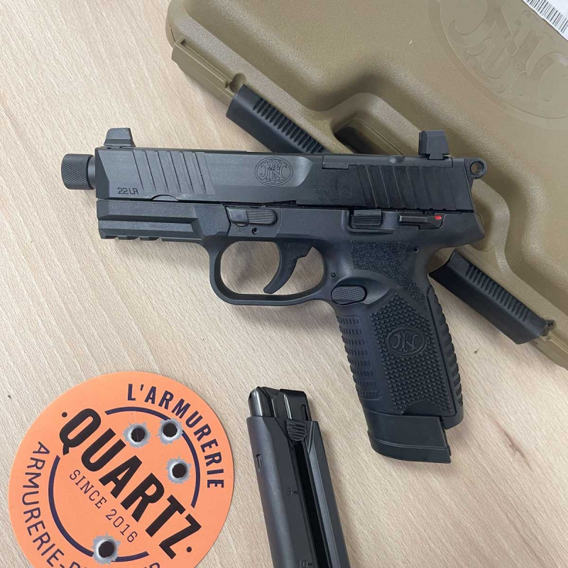 Pistolet FN 502 Tactical cal. 22LR Noir